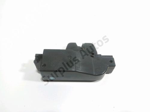 Used Tailgate lock PEUGEOT 407 (6D_) 1.6 HDi 110 (6D9HZC, 6D9HYC) (109 hp) 28260852