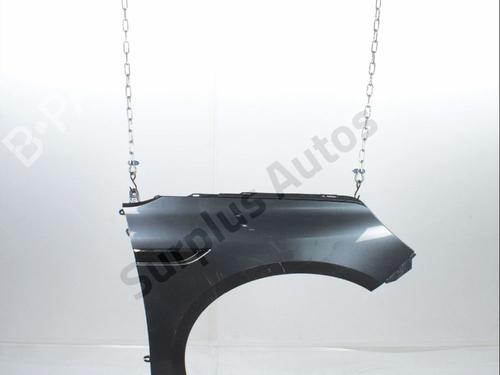right-front-fenders-renault-megane-iv-hatchback-b9amn_-2015-40059676 main image