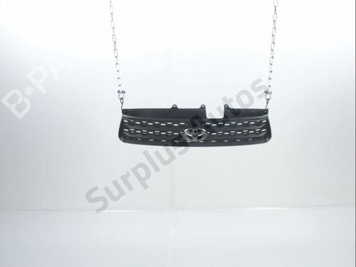 Used Grille TOYOTA RAV 4 II (_A2_) 2.0 D 4WD (CLA20_, CLA21_, CLA20R, CLA21R) (116 hp) 28235585