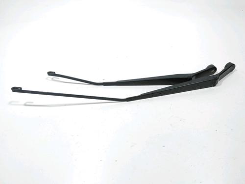 Used Front windshield wiper arm SUZUKI SPLASH (EX) 1.3 CDTI (A5B413D) (75 hp) 28271825