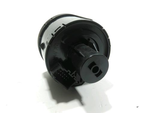 Headlight switch SEAT LEON ST (5F8) 1.6 TDI | BP37767575I24 - Image 2