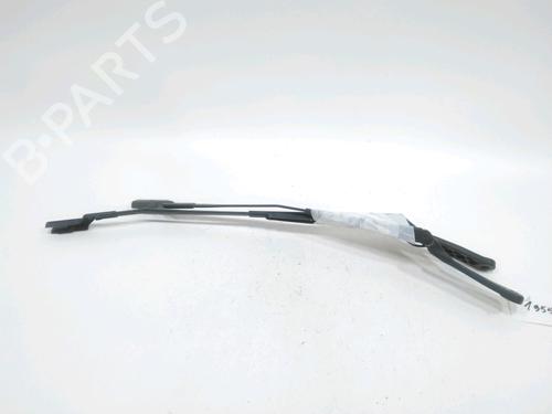 Used Front windshield wiper arm PEUGEOT 308 I (4A_, 4C_) 2.0 HDi (136 hp) 31007765
