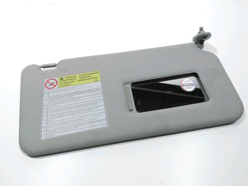Used Right sun visor Right sun visor 37784663 37784663