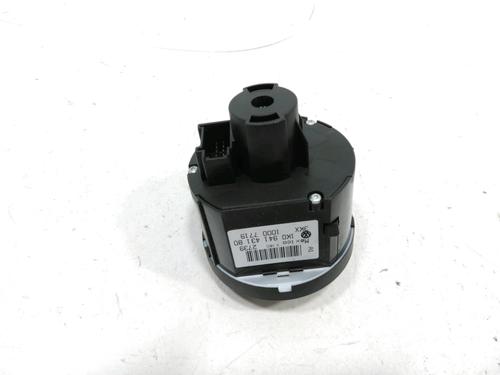 Headlight switch VW JETTA III (1K2) 1.6 TDI | BP30990348I24 - Image 2
