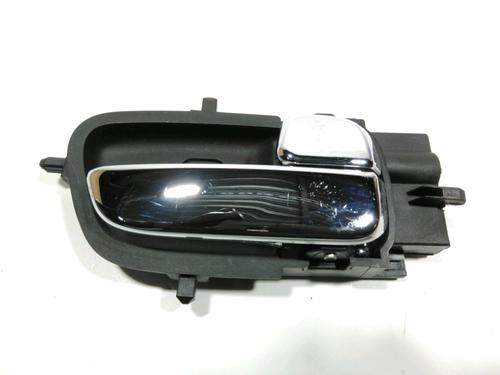 Used Rear right interior door handle Rear right interior door handle 37779737 37779737