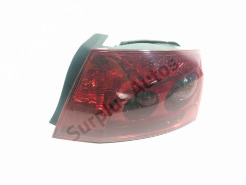 Used Right taillight PEUGEOT 407 (6D_) 2.0 HDi 135 (6DRHRH, 6DRHRE, 6DRHRG, 6DRHRJ) (136 hp) 28269414