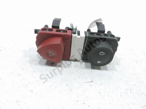 Used Warning switch RENAULT SCÉNIC II (JM0/1_) 1.5 dCi (JM0F) (82 hp) 30990136