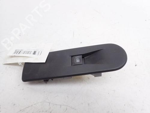 Used Right front window switch Right front window switch 37772723 37772723