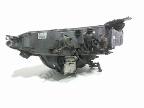 Right headlight RENAULT MEGANE IV Hatchback (B9A/M/N_) 1.6 dCi 130 (B9A4) | BP28266527C29 