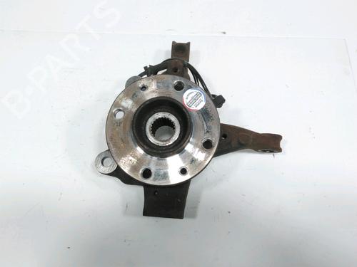 Used Left front steering knuckle DACIA SANDERO II 1.5 Blue dCi 95 (B8JL) (95 hp) 28225725
