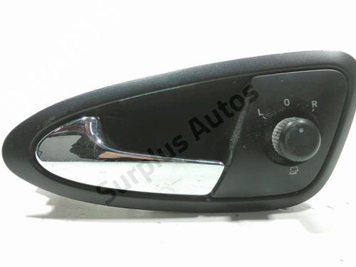 Used Front left interior door handle Front left interior door handle SEAT IBIZA IV SC (6J1, 6P5) 1.2 TSI (90 hp) 40464784 40464784