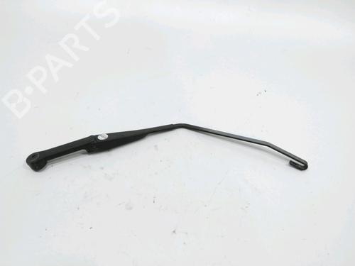 Used Rear windshield wiper arm Rear windshield wiper arm 31007278 31007278