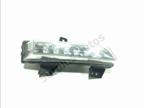 right-daytime-light-renault-megane-iii-hatchback-bz01_-b3_-2008-37628312 main image