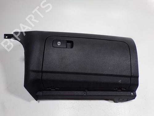 Used Glove box Glove box 37769573 37769573