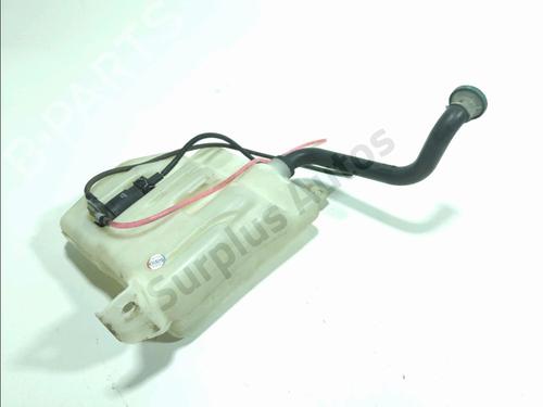 Used Windscreen washer tank Windscreen washer tank 36661332 36661332