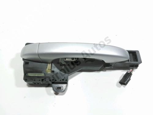Used Front right exterior door handle RENAULT MEGANE IV Hatchback (B9A/M/N_) 1.2 TCe 130 (B9MR) (130 hp) 30269294