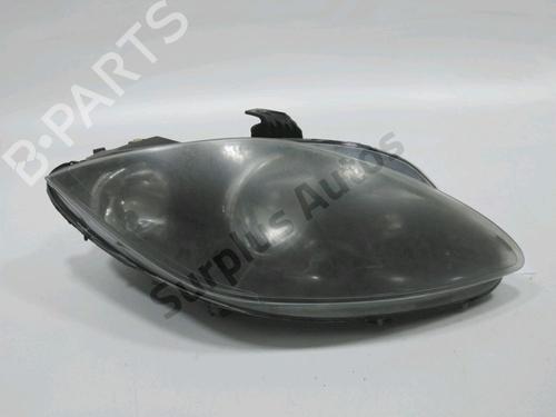 Used Right headlight SEAT ALTEA XL (5P5, 5P8) 1.6 TDI (105 hp) 31005036