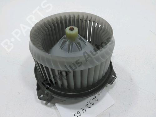 Moteur de chauffage TOYOTA YARIS (_P13_) 1.4 D (NLP130_, NLP130) (90 hp) 30986904
