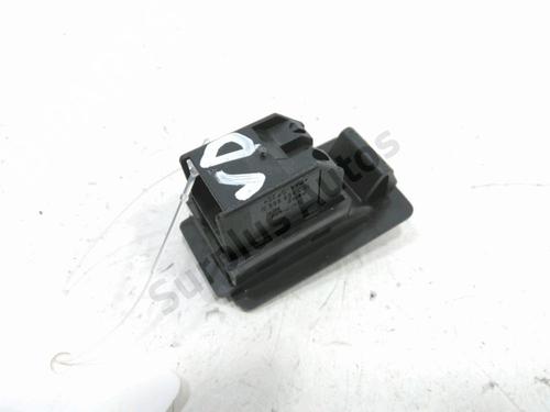Right front window switch VW NEW BEETLE (9C1, 1C1) 1.9 TDI | BP30994382I26