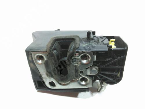 rear-left-lock-dacia-sandero-iii-2021-28255370 main image