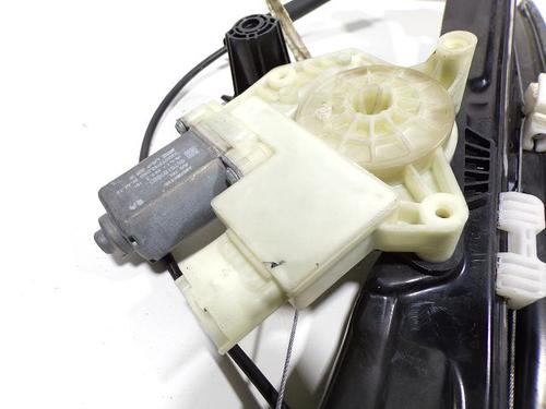 Front left window mechanism PEUGEOT 308 II (LB_, LP_, LW_, LH_, L3_) 1.6 HDi / BlueHDi 115 | BP29857978C22