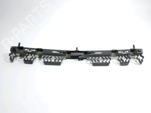 Used Rear bumper bracket RENAULT CLIO V (B7_) 1.5 Blue dCi 115 (B7AD) (116 hp) 28258185