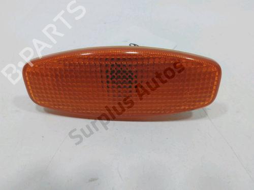 Used Right side indicator HYUNDAI SANTA FÉ I (SM) 2.0 CRDi 4x4 (125 hp) 31005458