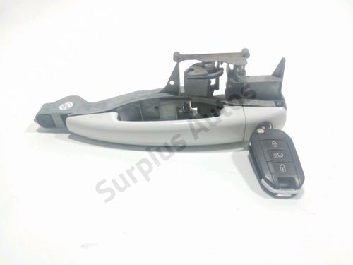 Used Front left exterior door handle PEUGEOT 208 I (CA_, CC_) 1.6 HDi (92 hp) 30450134