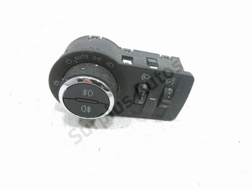 Used Headlight switch Headlight switch 37768480 37768480