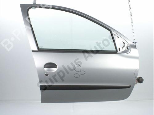 right-front-door-peugeot-206-2l_-2m_-2009-2010-2011-2012-2013-33733611 main image