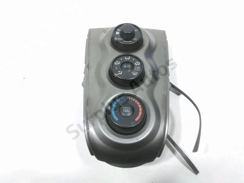 AC-Styringsenhed/Manøvreenhed TOYOTA YARIS (_P9_) 1.0 VVT-i (KSP90_, KSP90R) (69 hp) 30086080