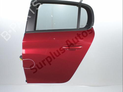 Dør venstre bagtil Dør venstre bagtil PEUGEOT 208 II (UB_, UP_, UW_, UJ_) e-208 (136 hp) 37292215 37292215
