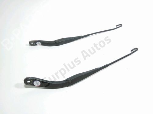 front-windshield-wiper-arm-dacia-sandero-ii-2012-34116183 main image