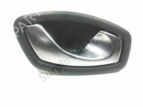 Used Front right interior door handle Front right interior door handle 29858190 29858190