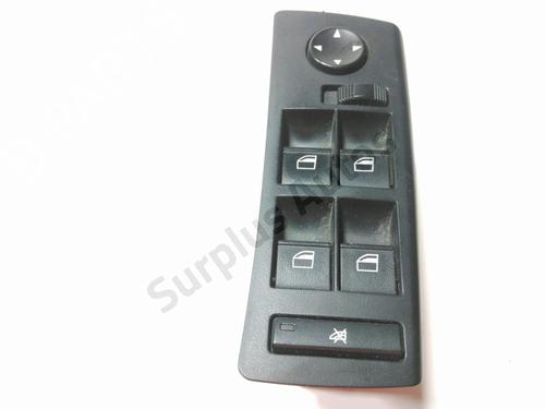 Venstre fortil elrude kontakt Venstre fortil elrude kontakt BMW X5 (E53) 3.0 d (211 hp) 39706626 39706626