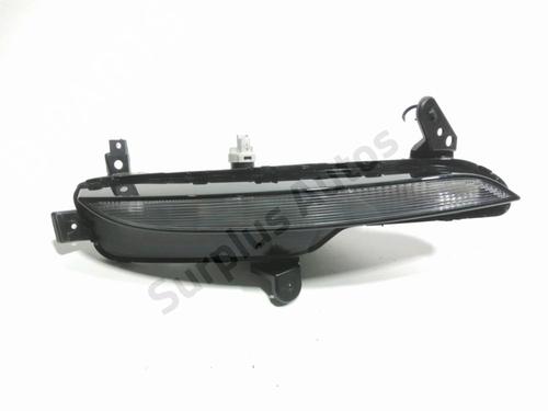 left-front-indicator-renault-megane-iv-hatchback-b9amn_-2015-33034784 main image