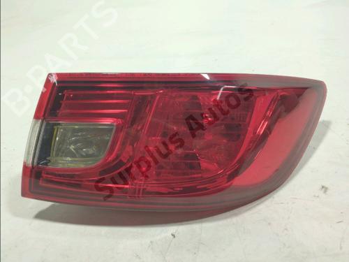 right-taillight-renault-clio-iv-bh_-2012-2013-2014-2015-2016-2017-2018-2019-2020-2021-40465271 main image