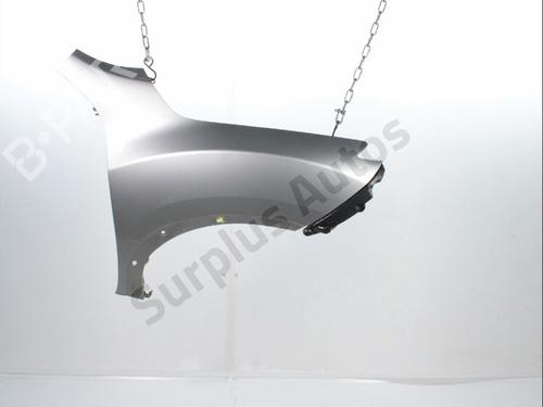Used Right front fenders Right front fenders 38009482 38009482