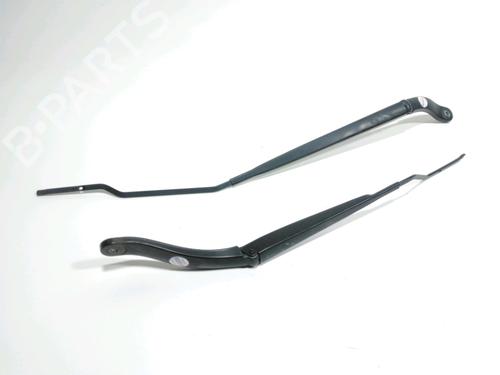 Front windshield wiper arm RENAULT MEGANE IV Hatchback (B9A/M/N_) 1.5 dCi 110 (B9A3) | BP28271799C143 
