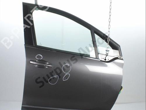 right-front-door-peugeot-2008-i-cu_-2013-39462544 main image