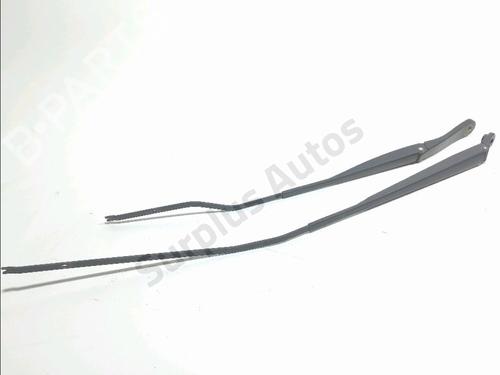 Used Front windshield wiper arm Front windshield wiper arm 36899240 36899240
