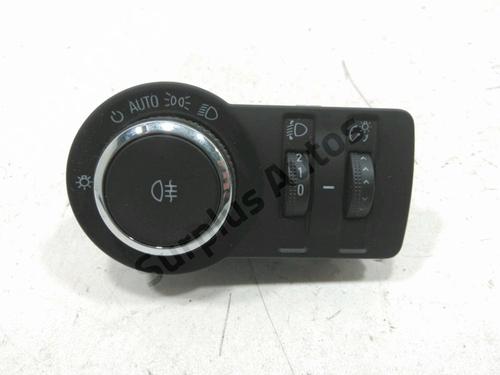 Used Headlight switch OPEL ASTRA J Sports Tourer (P10) [2010-2015]  30990426