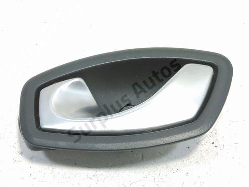 Used Rear left interior door handle Rear left interior door handle RENAULT MEGANE III Grandtour (KZ0/1) 1.9 dCi (KZ0J, KZ0N, KZ1S) (131 hp) 39706673 39706673
