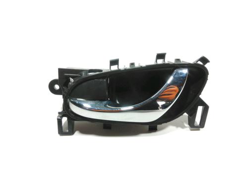 Used Front left interior door handle NISSAN X-TRAIL III (T32_, T32R, T32RR) 1.6 dCi ALL MODE 4x4-i (NT32) (130 hp) 28243219