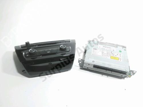 Used Radio BMW X1 (F48) sDrive 18 d (150 hp) 30475251