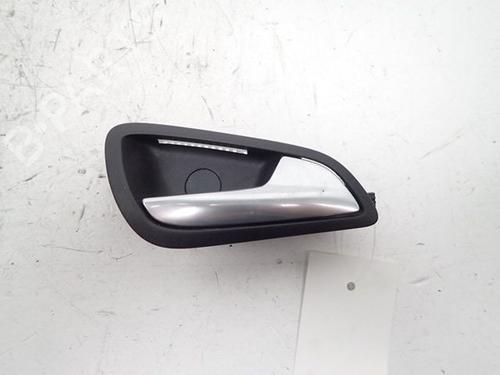 Used Front right interior door handle Front right interior door handle 37774806 37774806