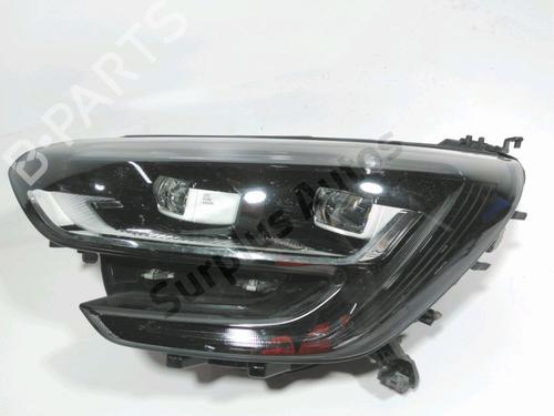 left-headlight-renault-megane-iv-hatchback-b9amn_-2015-40214659 main image