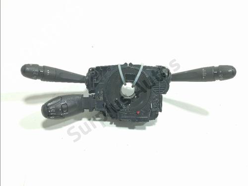 steering-wheel-controls-citroen-c3-aircross-ii-2r_-2c_-2017-39737324 main image