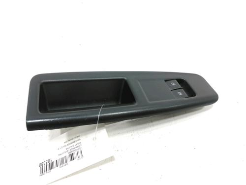 Used Left front window switch VW POLO IV (9N_, 9A_) 1.2 12V (69 hp) 30998968