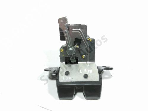 Used Tailgate lock Tailgate lock HYUNDAI i20 II (GB, IB) 1.1 CRDi (75 hp) 33459680 33459680